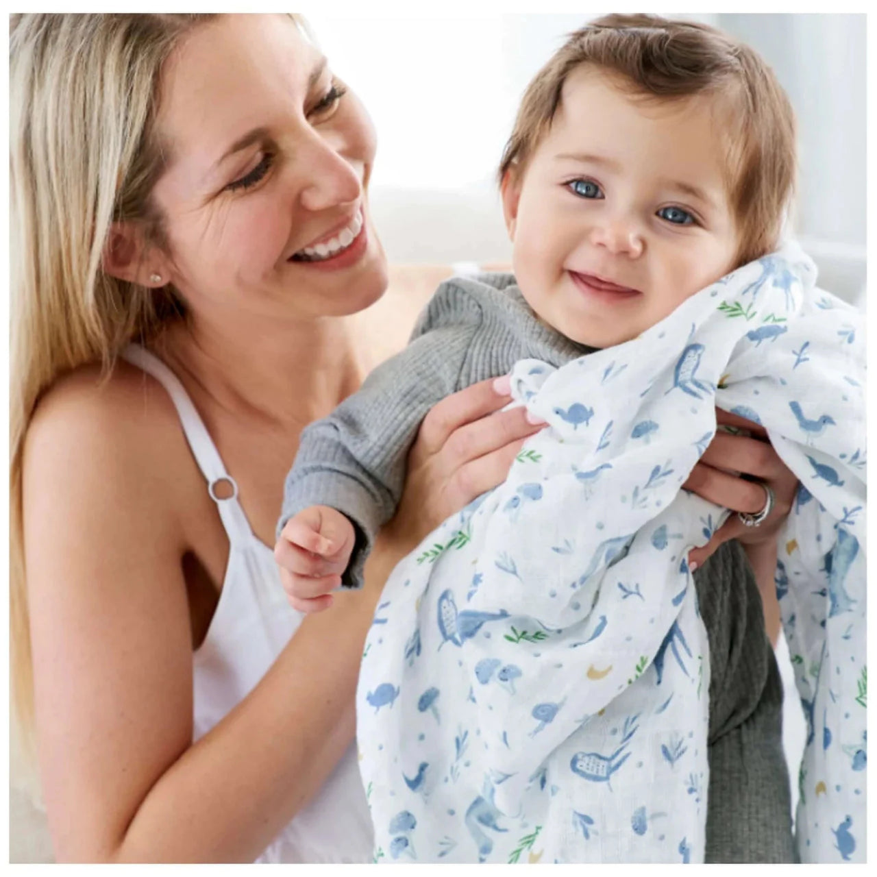 Aden Anais Organic Cotton Dream Blanket - Outdoors Sleepy Forest