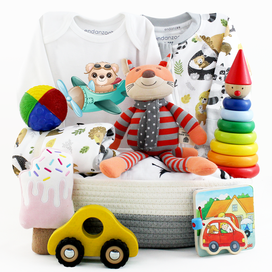 Zeronto Baby Gift Basket - Baby's First Holiday