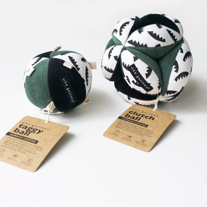 Wee Gallery Organic Cotton Taggy Ball With Rattle - Jungle 4"